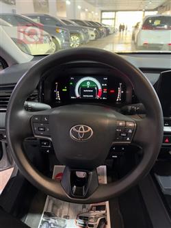 تۆیۆتا کامری